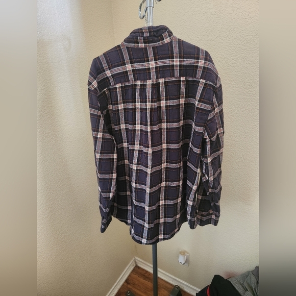 St John's Bay Flannel Long Sleeve Button Down Shirt With Pocket - Picture 2 of 3